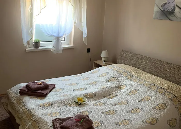 Liliom Lejlighed Mezőkövesd